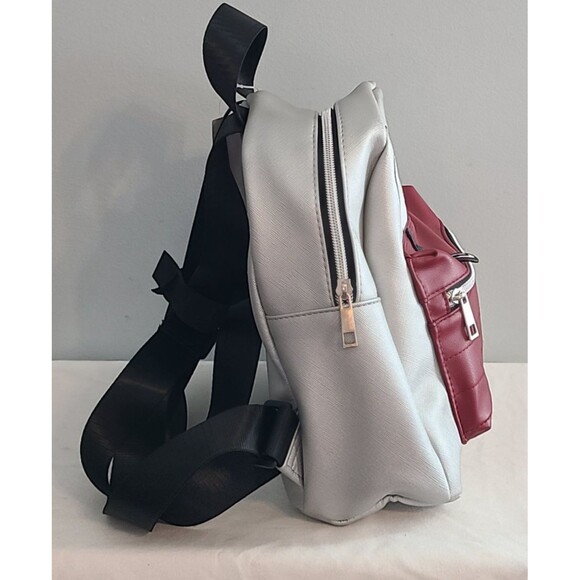 Snoopy/Woodstock Peanuts Official Mini Backpack BioWorld Dog House Silver/Red - Picture 4 of 14